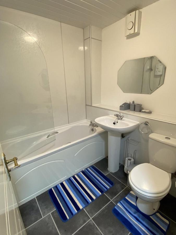 Pure Apartments Dunfermline East - Dalgety Bay Saint Davids  외부 사진